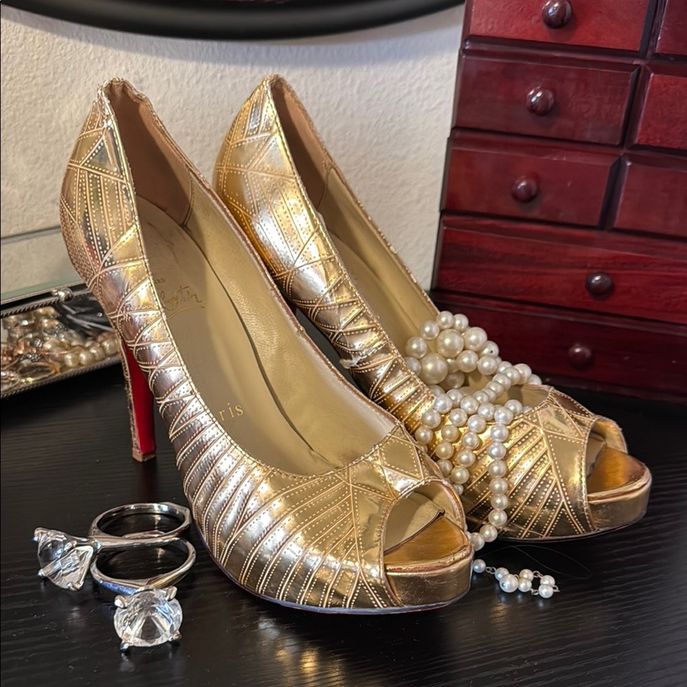 Christian Louboutin Gold Stiletto Heels Peep-Toe